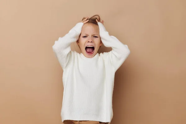 Portret van gelukkig lachend kind meisje kinderen stijl emoties leuk Lifestyle ongewijzigd — Stockfoto