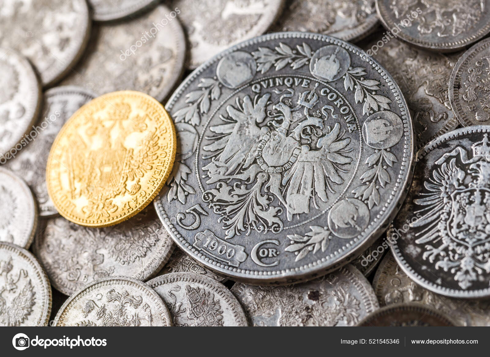 奥匈帝国或二元君主制金币19世纪的奥地利金币和银币——图库图片© bukhta79 #521545346