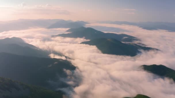 Sonnenaufgänge Und Sonnenuntergänge Auf Dem Berg Khomyak Sind Besonders Malerisch — Stockvideo