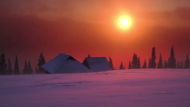 Zware Sneeuwstorm Alpen Cycloon Bracht Zware Regenval Naar Bergen Een — Stockvideo