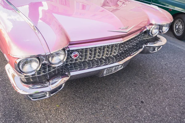 Loriol Sur Drome France September 2022 Front Vintage Pink Cadillac — Stock Photo, Image