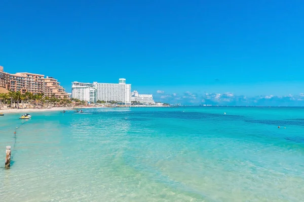 Канкун Мексика Мая 2021 Года Живописный Вид Море Роскошными Отелями — стоковое фото