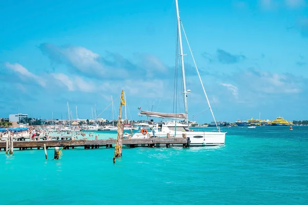 Cancun Mexiko Mai 2021 Yachten Oder Segelboote Segeln Oder Ankern — Stockfoto
