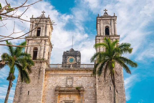 Außenansicht Der Historischen Kathedrale San Servacio Valladolild Bei Bewölktem Himmel — Stockfoto