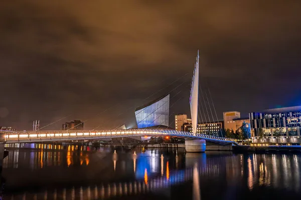 stock image Foot bridge linking BBC media city and Imperial War museum