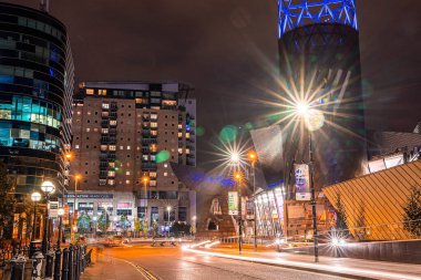 Manchester Central 'da trafik varken uzun süre maruz kalmışsın..