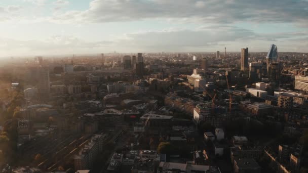 Вид с воздуха на город Лондон, объединенное королевство — стоковое видео