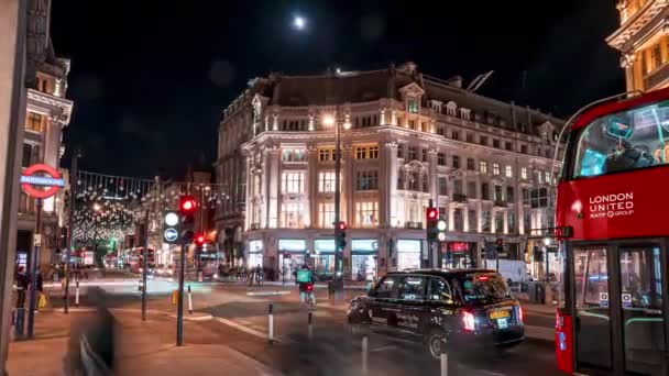 Oxford Street circus at night, hyperlapse of rush hour in London, UK. — Stock Video