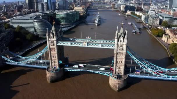 伦敦塔桥和泰晤士河的空中全景城市景观 — 图库视频影像