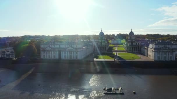 Veduta aerea panoramica della Greenwich Old Naval Academy — Video Stock