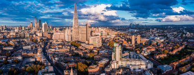 Londra 'nın finans bölgesinin hava manzarası