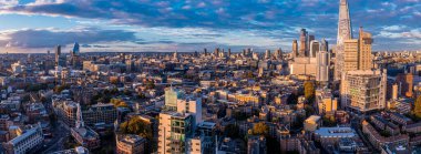 Londra 'nın finans bölgesinin hava manzarası
