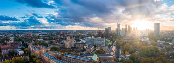Luftaufnahme des Londoner Finanzviertels — Stockfoto