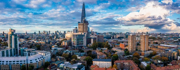 Luftaufnahme des Londoner Finanzviertels — Stockfoto