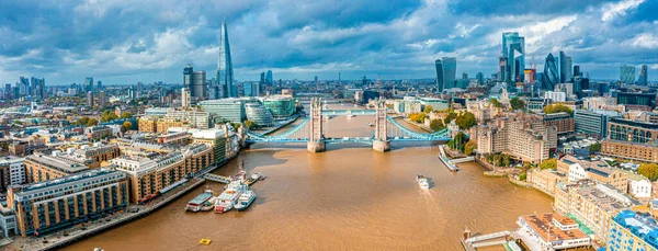 Αεροφωτογραφία με πανοραμική θέα στο τοπίο της Γέφυρας του Πύργου του Λονδίνου — Φωτογραφία Αρχείου