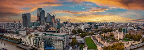 Aerial panoramic scene of the London city financial district — Stock Photo, Image