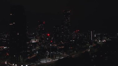 Manchester, İngiltere 'nin gece hava görüntüleri..