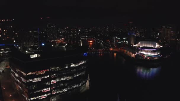 Vista aérea del distrito de Media City en Manchester, Reino Unido. — Vídeos de Stock