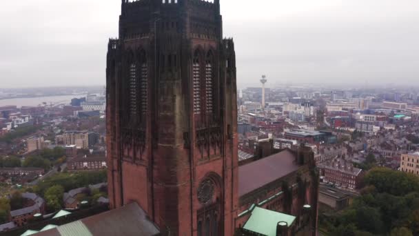 Vista aérea da Catedral de Liverpool ou da Igreja Catedral de Cristo — Vídeo de Stock