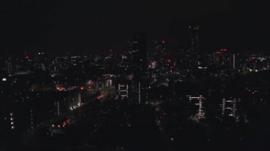 Manchester, İngiltere 'nin gece hava görüntüleri..