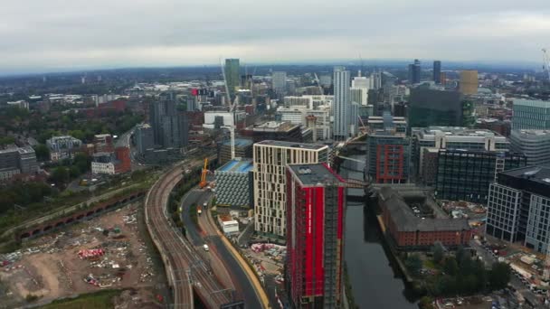 Letecký pohled na Manchester City ve Velké Británii — Stock video