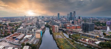 İngiltere 'deki Manchester şehrinin hava görüntüsü