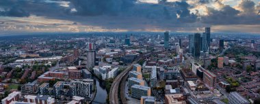 İngiltere 'deki Manchester şehrinin hava görüntüsü