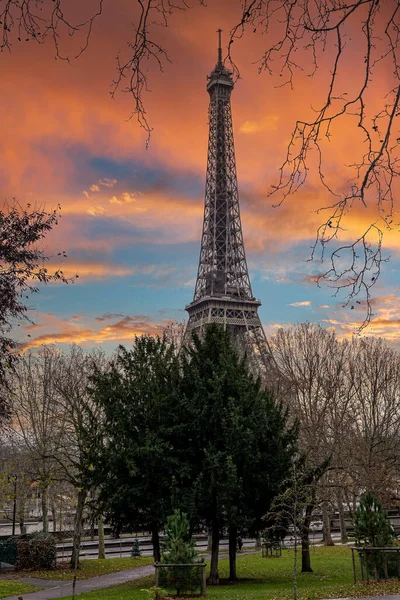 Prachtig Uitzicht Beroemde Eiffeltoren Parijs Frankrijk Tijdens Magische Zonsondergang Beste — Stockfoto