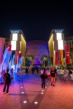 Dubai Fuarı 2020 Birçok muhteşem pavyonu olan sergi.