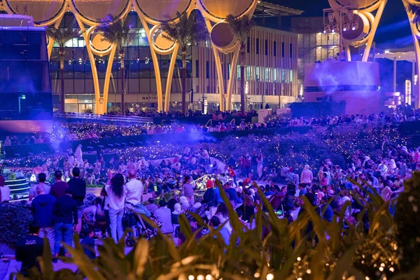 Dubai Expo 2020 mostra de exposição com muitos pavilhões incríveis. — Fotografia de Stock