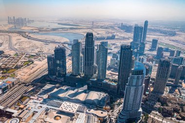 İnanılmaz Dubai gökyüzü manzarası, BAE.