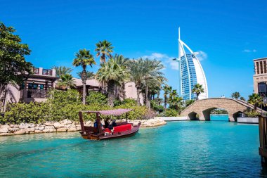 Burç al Arap lüks oteli Medinat Jumeirah, Dubai 'de görüldü.