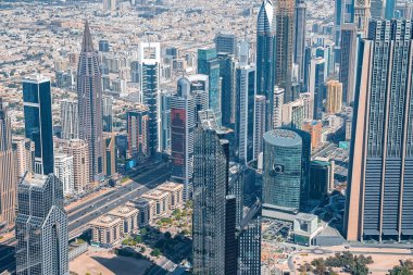 İnanılmaz Dubai gökyüzü manzarası, BAE.