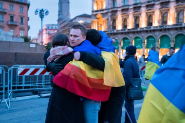 Milan, İtalya. 26 Mart 2022. Savaşı durdurun. İnsanlar, Rusya 'nın Milano' daki Ukrayna saldırısını protesto ediyor