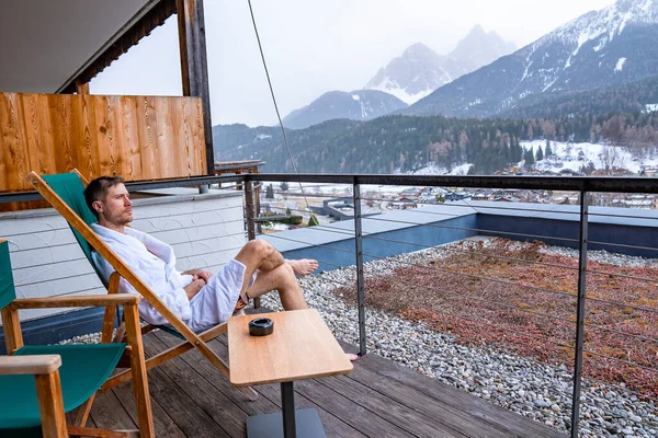 Tourist Wearing Bathrobe Relaxing Chair Contemplating Man Looking Scenic View — Stock Photo, Image