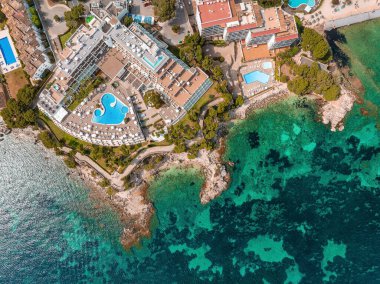 Playa de Formentor Cala Pi de la Posada, Cap Formentor 'da güzel plaj, Palma Mallorca, İspanya