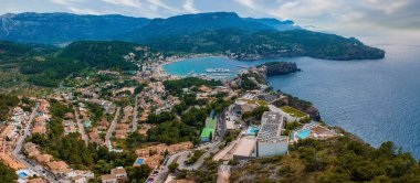 Port de Soller 'in güzel hava limanı, Mallorca, İspanya