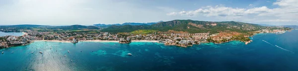 Aerial Drone Top Photo Small Emerald Sea Tropical Port Anchored — Foto Stock