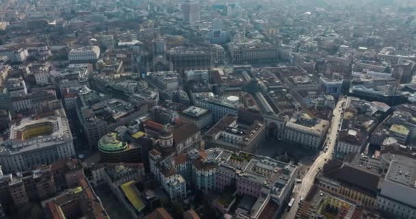 Αεροφωτογραφία Της Πόλης Του Μιλάνου Από Ψηλά Πετώντας Πάνω Από — Αρχείο Βίντεο