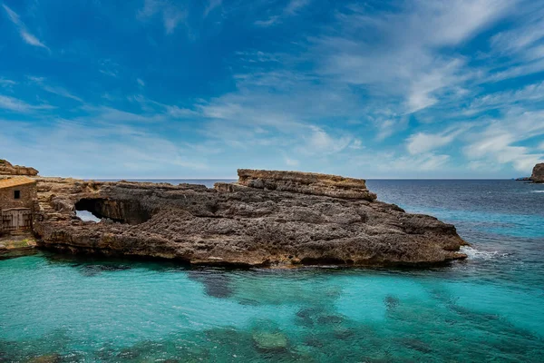 Vista Idílica Del Acantilado Rocoso Hermoso Océano Azul Mar Mediterráneo — Foto de Stock