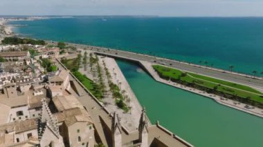 La Seu 'nun havadan görünüşü, İspanya' daki Palma de Mallorca 'nın ortaçağ katedrali