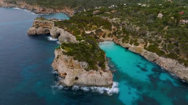 Letecký Pohled Calo Des Moro Mallorca Španělsku Jedna Nejkrásnějších Pláží — Stock video