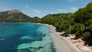 Playa de Formentor Cala Pi de la Posada, Cap Formentor 'da güzel plaj, Palma Mallorca, İspanya