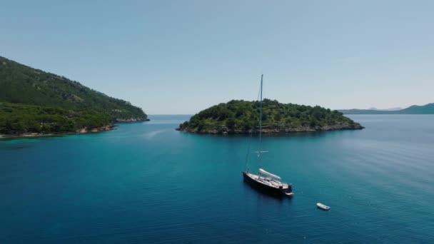 Beautiful Bay Sailing Boats Yacht Mallorca Island Spain Yachting Travel — Vídeos de Stock