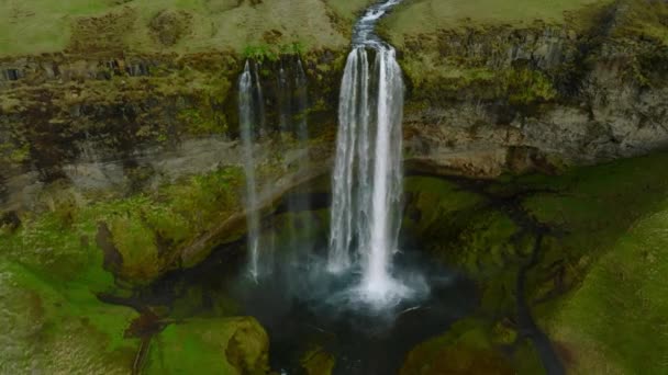 Letecký Pohled Seljalandsfoss Nachází Jižním Regionu Islandu Přímo Silnice1 Návštěvníci — Stock video