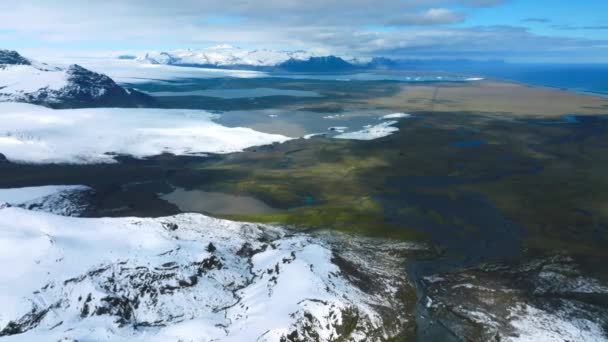 Widok Lotu Ptaka Lodowce Zaśnieżone Góry Pobliżu Laguny Jokulsalon Islandii — Wideo stockowe