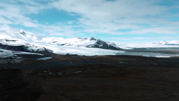 Vista Aérea Das Geleiras Montanhas Nevadas Perto Lagoa Jokulsalon Islândia — Vídeo de Stock