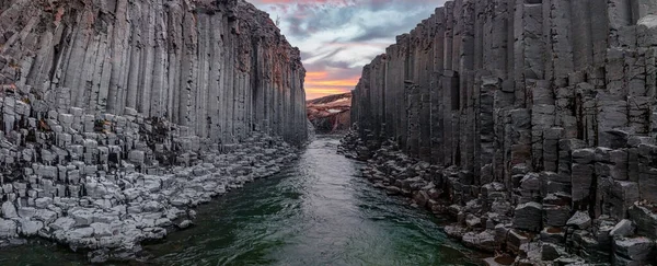 Epic Air View Studlagil Basalt Canyon Island Jedna Nejkrásnějších Přírodních — Stock fotografie