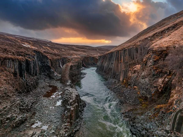 Epic Air View Studlagil Basalt Canyon Island Jedna Nejkrásnějších Přírodních — Stock fotografie