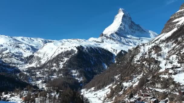 Flygfoto Över Zermatt Valley Och Matterhorn Peak Morgonsolen Schweiz — Stockvideo